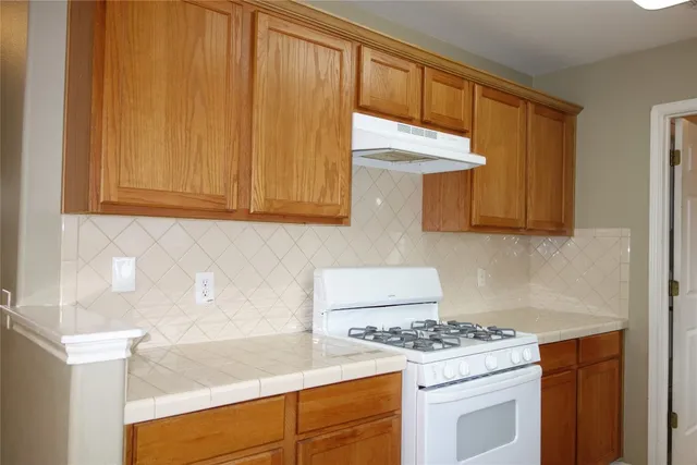 $1,950 | 6308 Perlita Drive, Austin, TX 78724