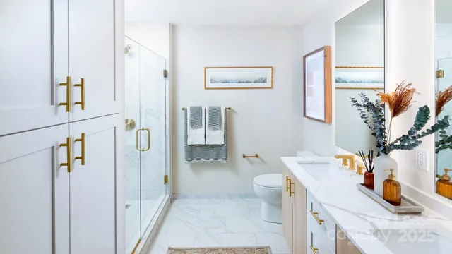 $3,550 | 124 East Kingston Avenue, Unit B1B, Charlotte, NC 28203