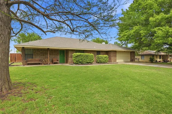 $259,000 | 201 Brown Street, Tom Bean, TX 75491