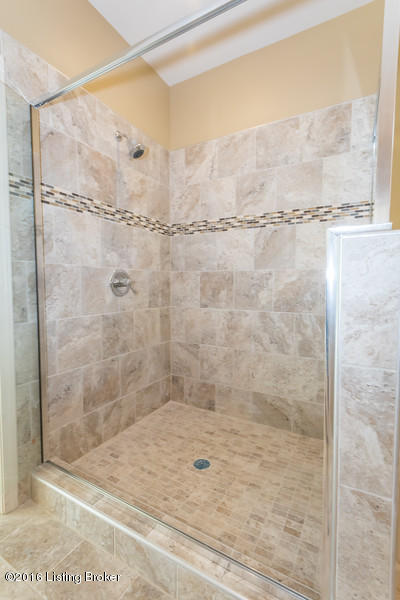5408 Chenoweth Run Road Louisville, KY 40299 - Photo 17 of 43 Master Bathroom 3