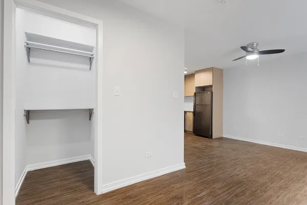 $1,750 | 5411 North Winthrop Avenue, Unit 317, Chicago, IL 60640