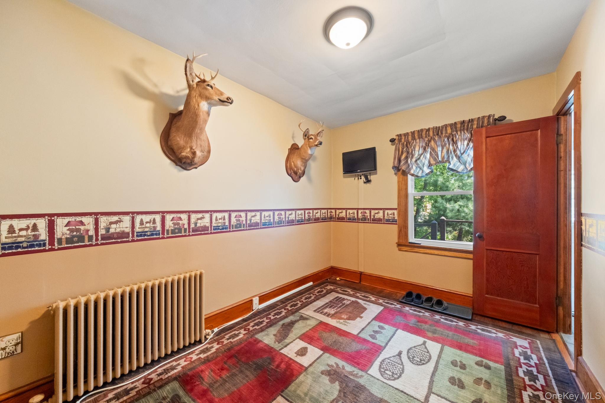 189 Lakeside Road Newburgh, NY 12550 - Photo 14 of 33