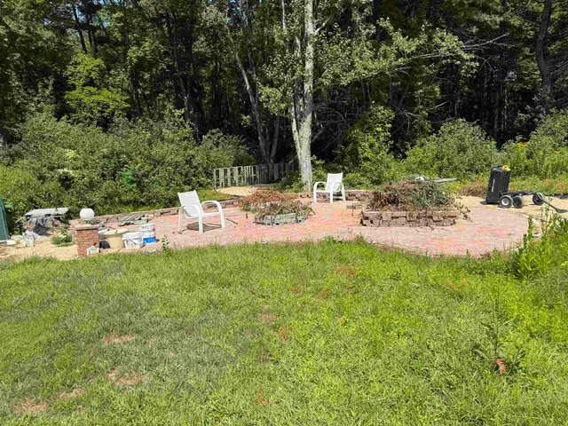 $3,500 | 8 Heritage Road, Pelham, NH 03076