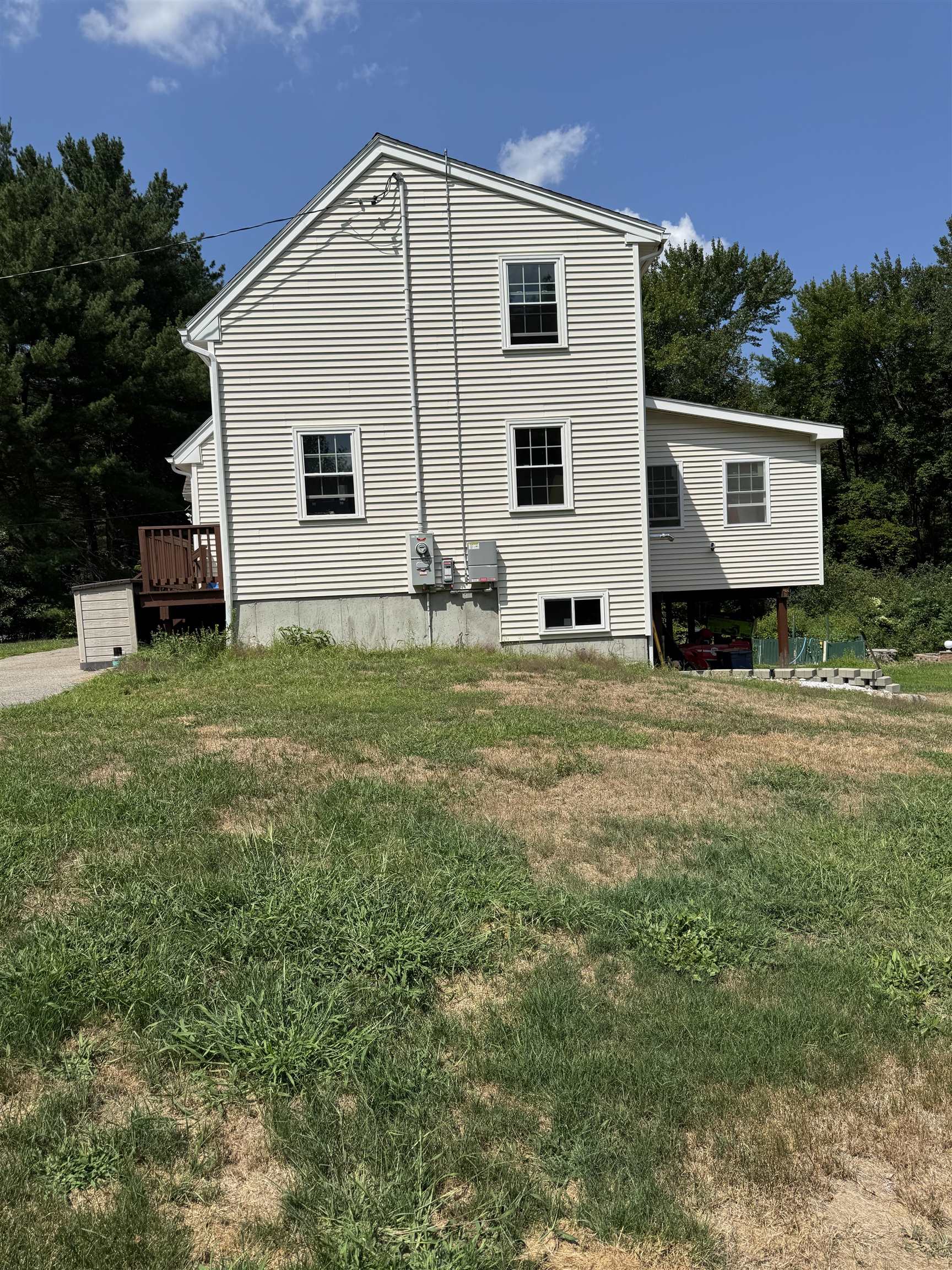 8 Heritage Road Pelham, NH 03076 - Photo 12 of 13