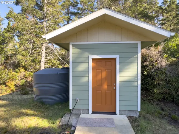 $1,595,000 | 55654 Prosper Jct Road, Bandon, OR 97411