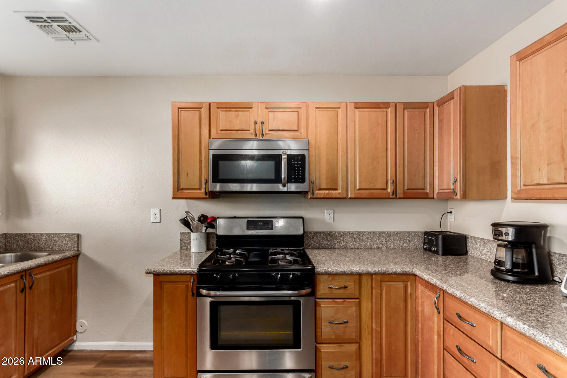 6209 West Cheery Lynn Road Phoenix, AZ 85033 - Photo 19 of 33 21 - Cherry Lynn