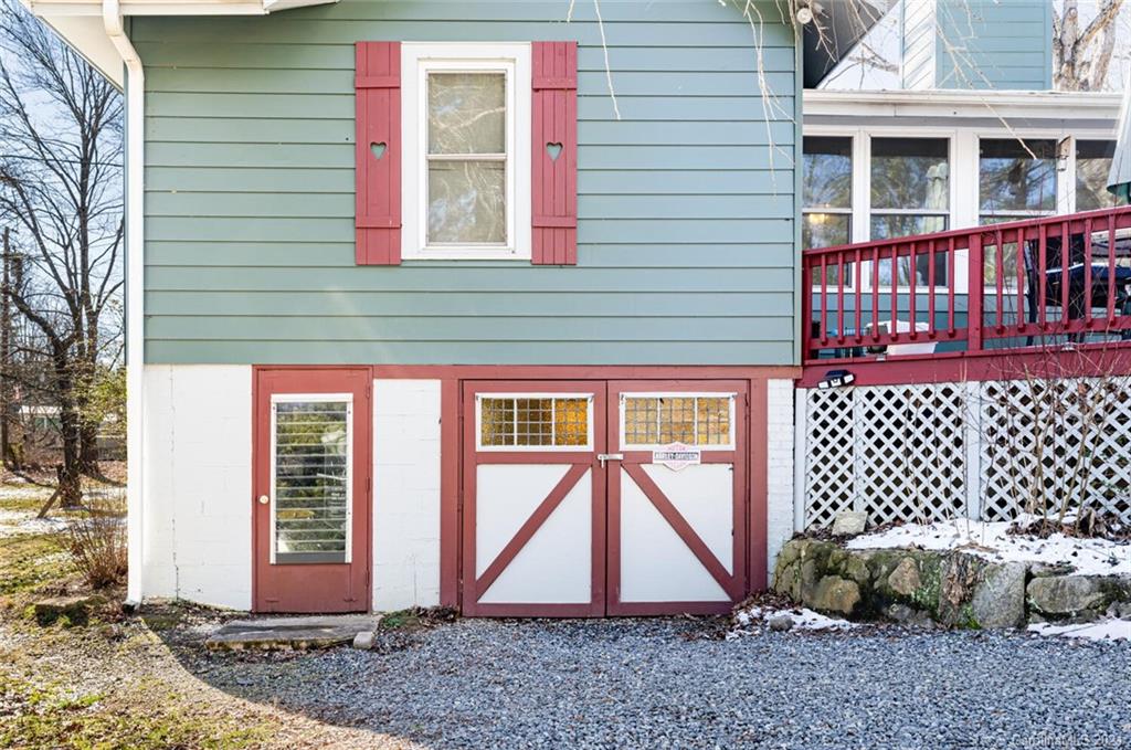 421 Higate Road Hendersonville, NC 28791 - Photo 28 of 33 Gallery Image 28