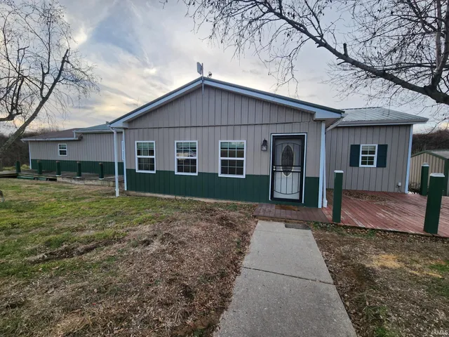 $173,999 | 10707 North Jones Gap Road, Edwardsport, IN 47528