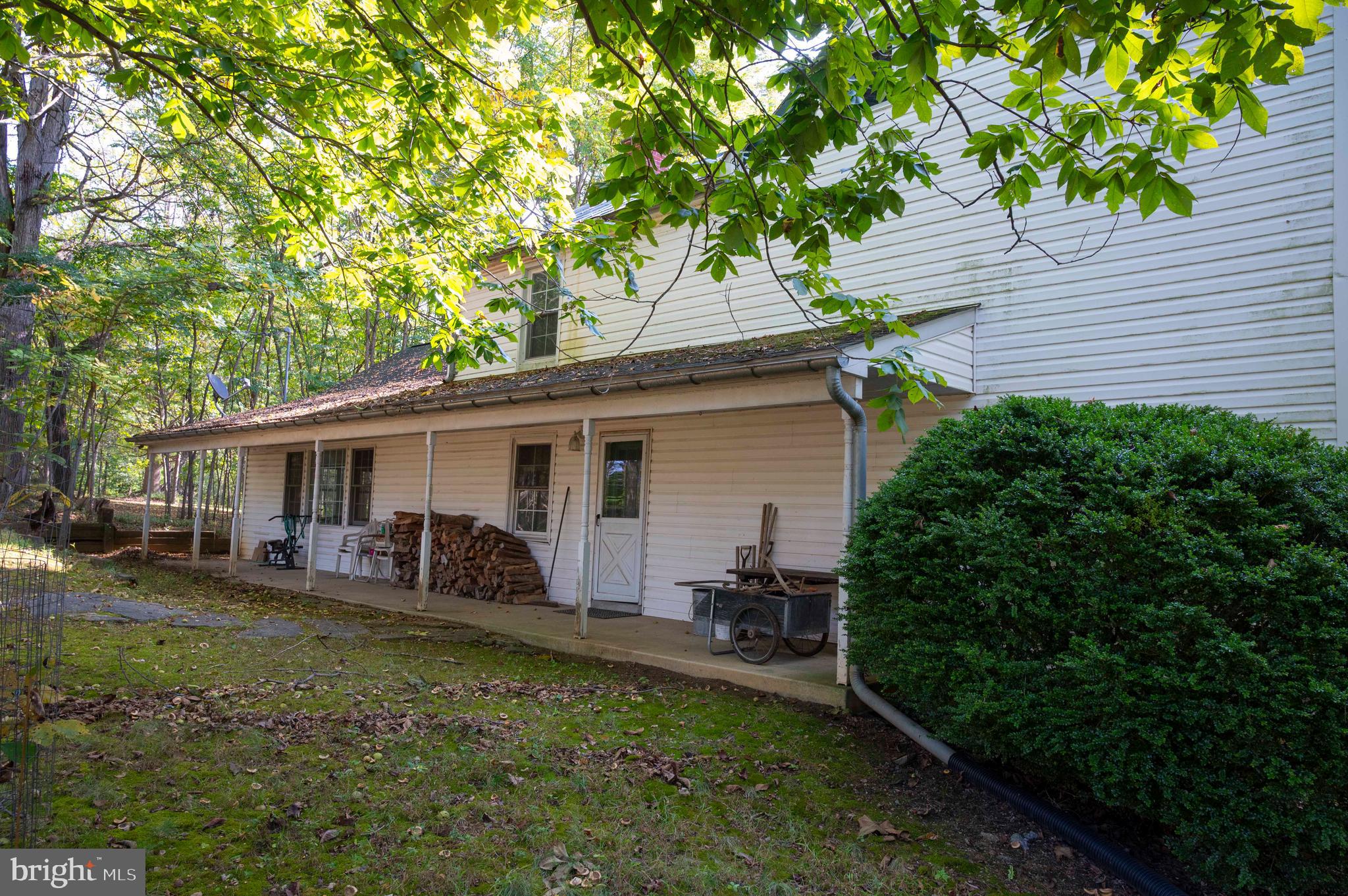 364 Knott Road Shepherdstown, WV 25443 - Photo 40 of 66 a view of a house with backyard and sitting area