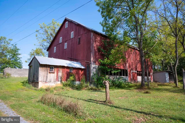 $1,199,000 | 364 Knott Road, Shepherdstown, WV 25443