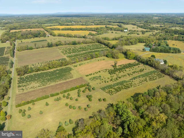 a view of an outdoor space and a lake view