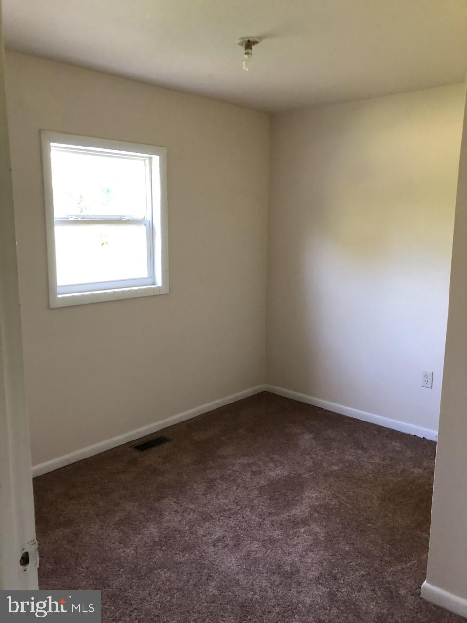 11058 Scotts Mill Road Culpeper, VA 22701 - Photo 15 of 17 Gallery Image 15