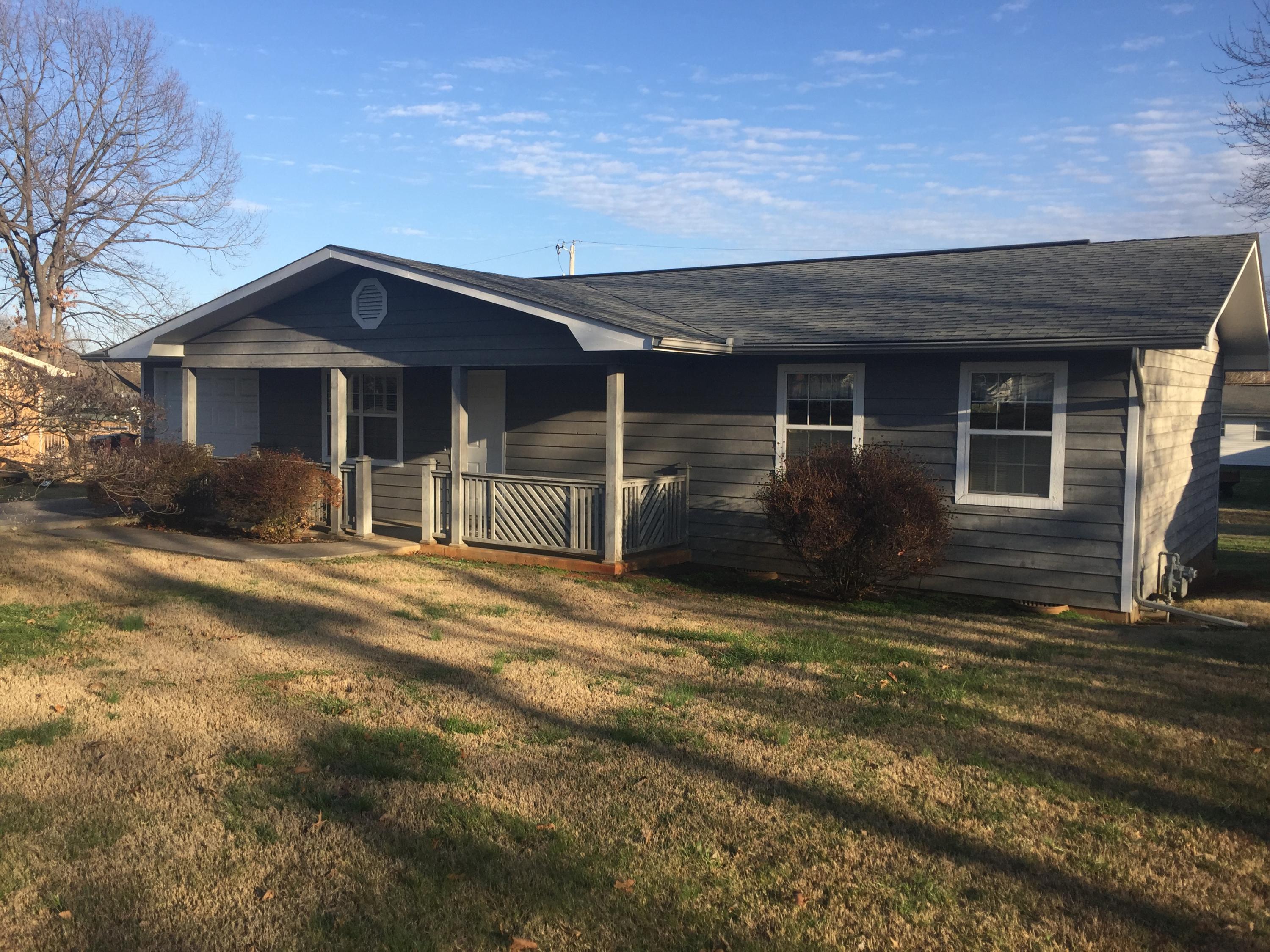 644 Hayes Street Alcoa, TN 37701 - Photo 1 of 11 IMG_1967