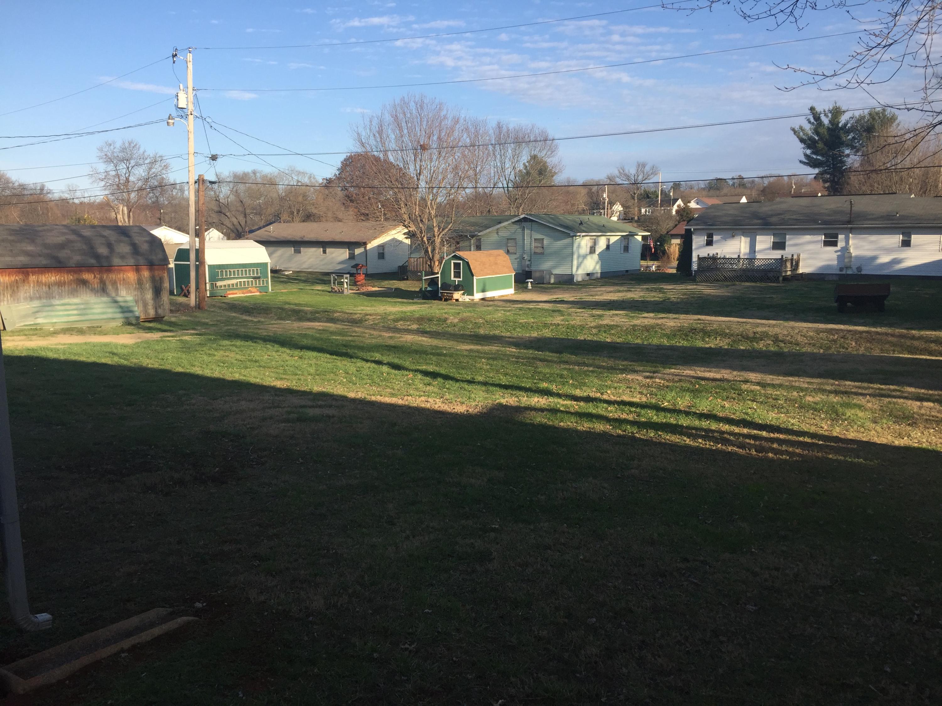 644 Hayes Street Alcoa, TN 37701 - Photo 11 of 11 IMG_1968