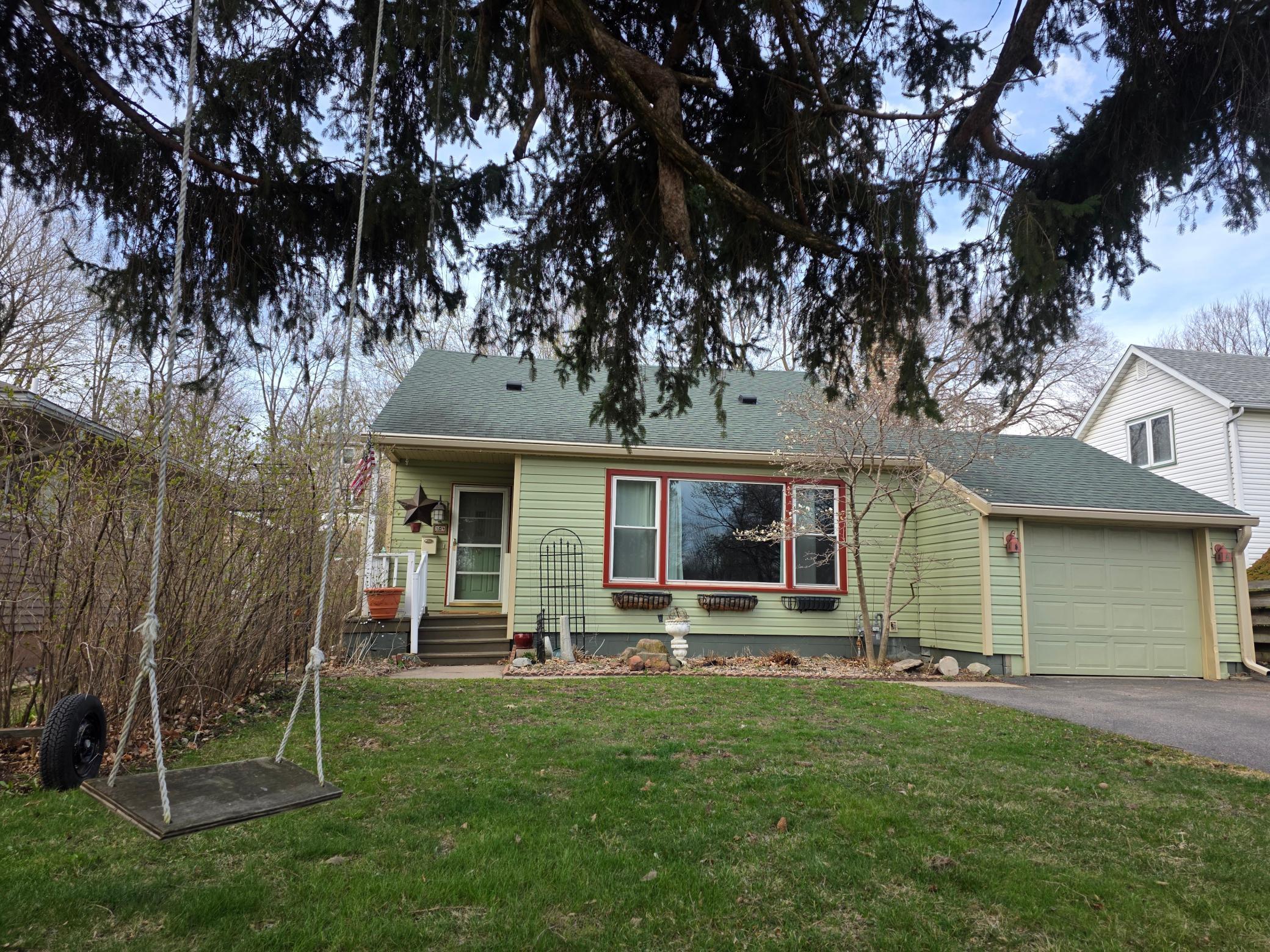 304 North 8th Street St. Peter, MN 56082 - Photo 1 of 1