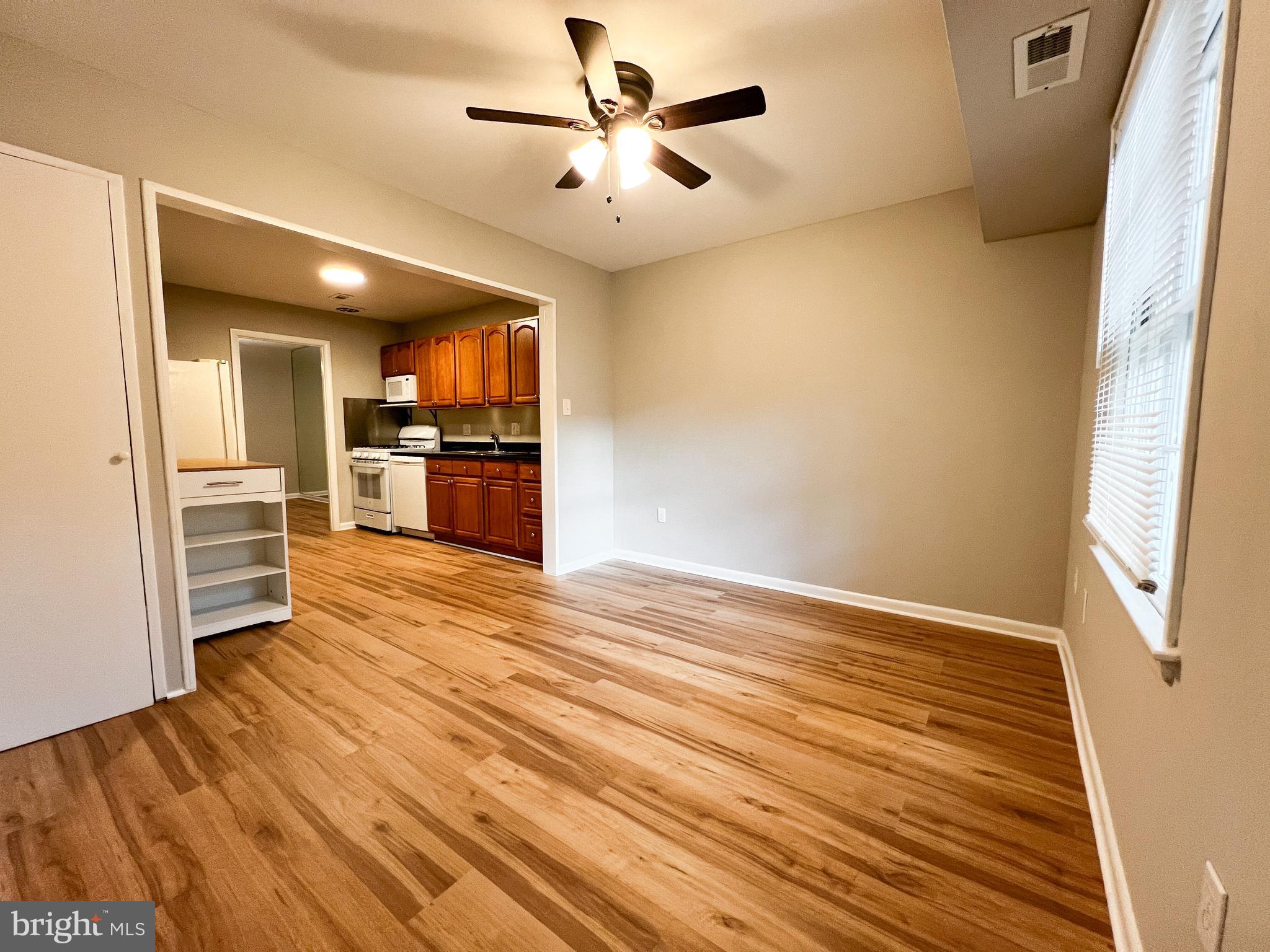 10863 Bucknell Drive Silver Spring, MD 20902 - Photo 5 of 29 Family Room