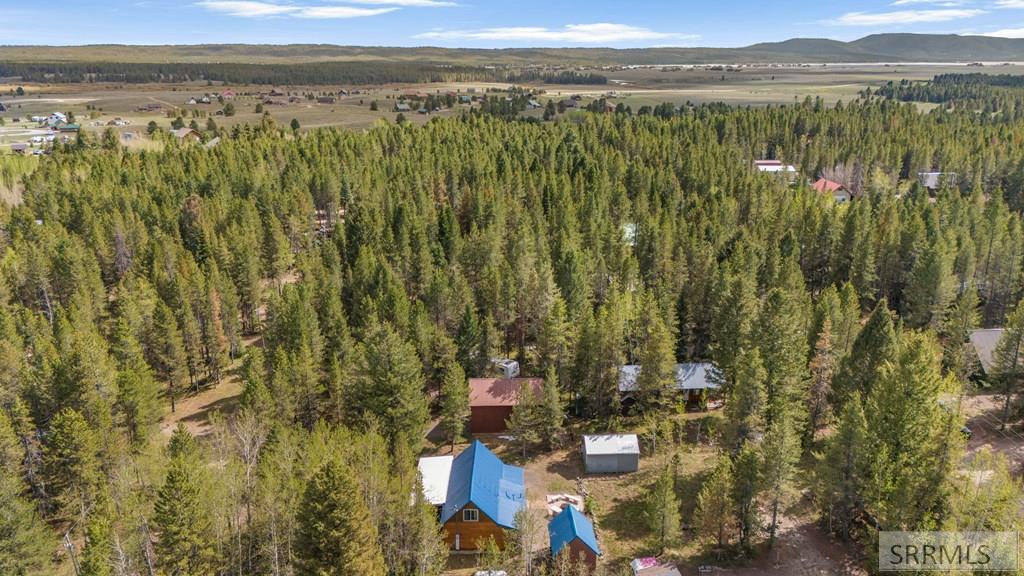4043 Kiowa Road Island Park, ID 83429 - Photo 8 of 42