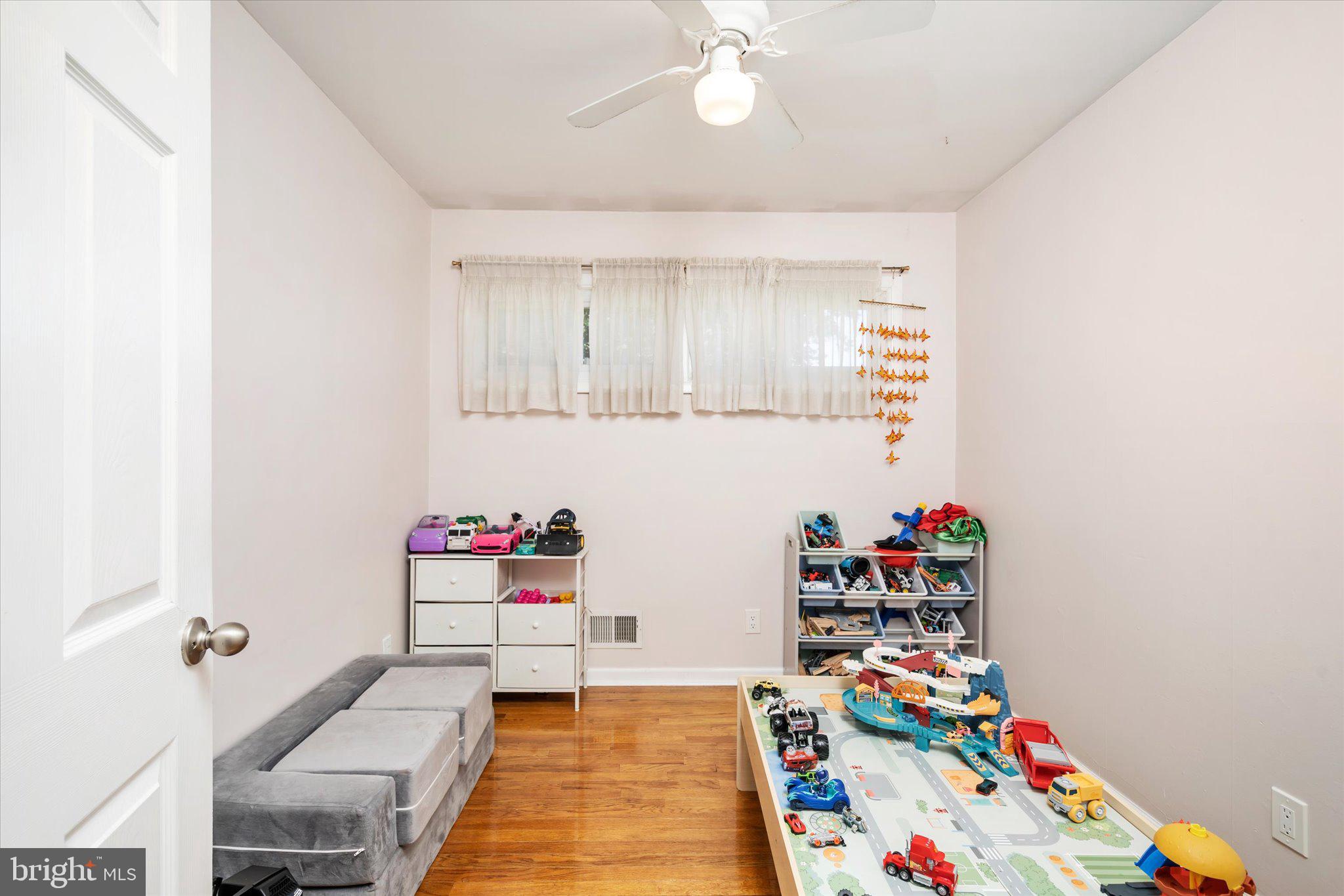 17 Beaumont Road Hamilton, NJ 08620 - Photo 12 of 26