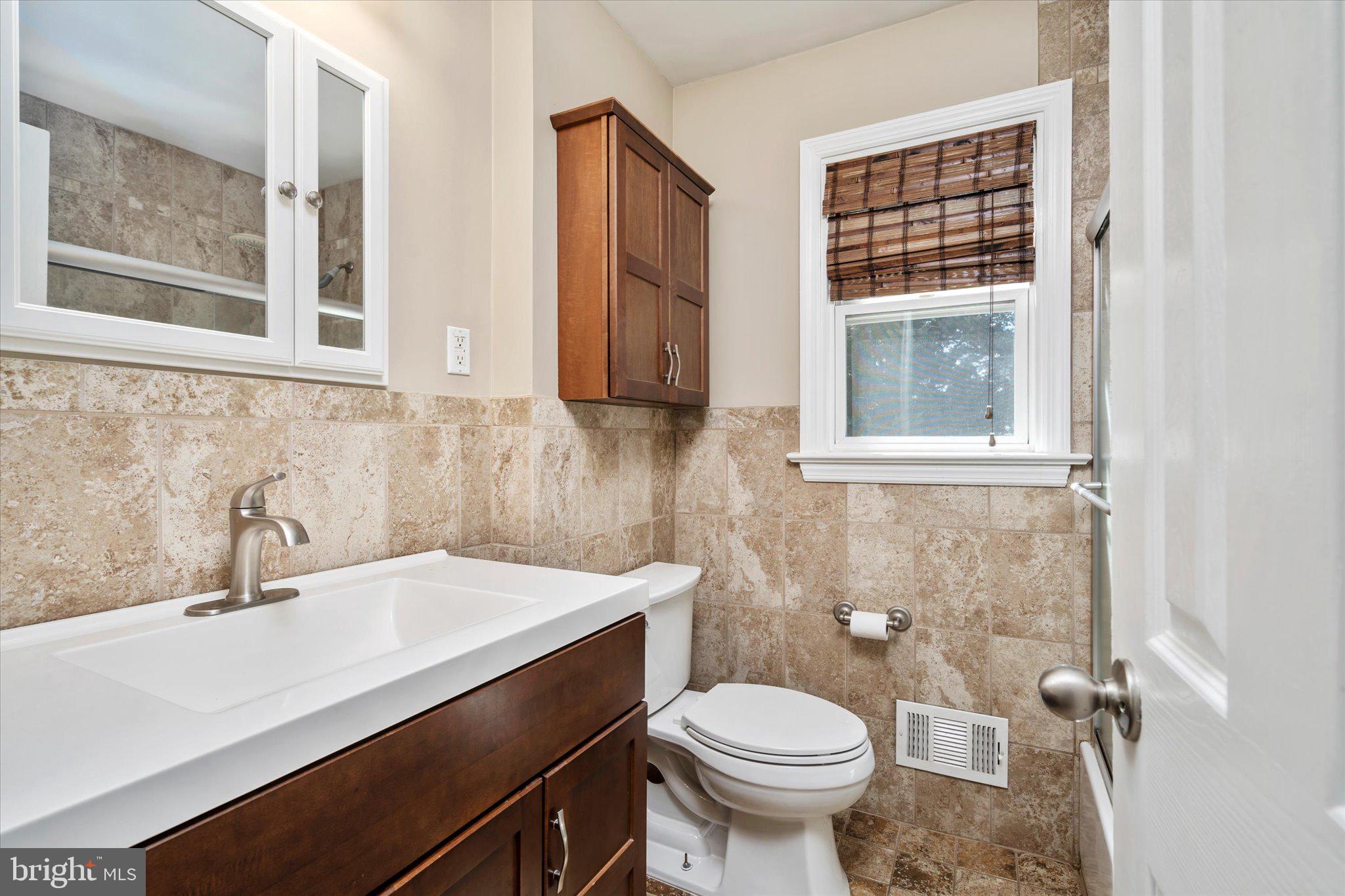 17 Beaumont Road Hamilton, NJ 08620 - Photo 16 of 26