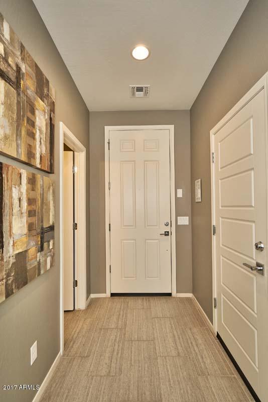 4036 East Ranch Road Gilbert, AZ 85296 - Photo 5 of 48 Foyer