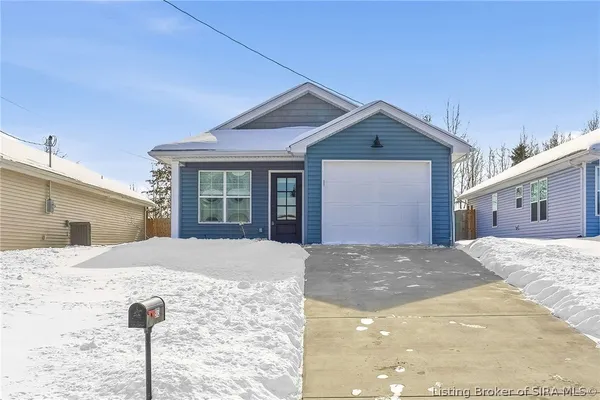 $189,900 | 973 Wooded Trail, Scottsburg, IN 47170