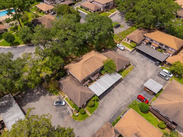 $135,900 | 422 Westwood Drive, Tallahassee, FL 32304