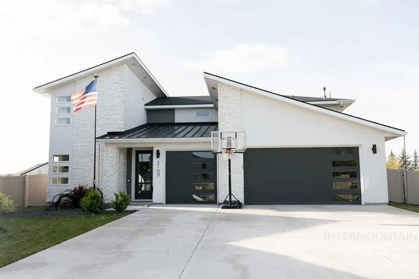 $815,000 | 3109 North King Garden Way, Star, ID 83669