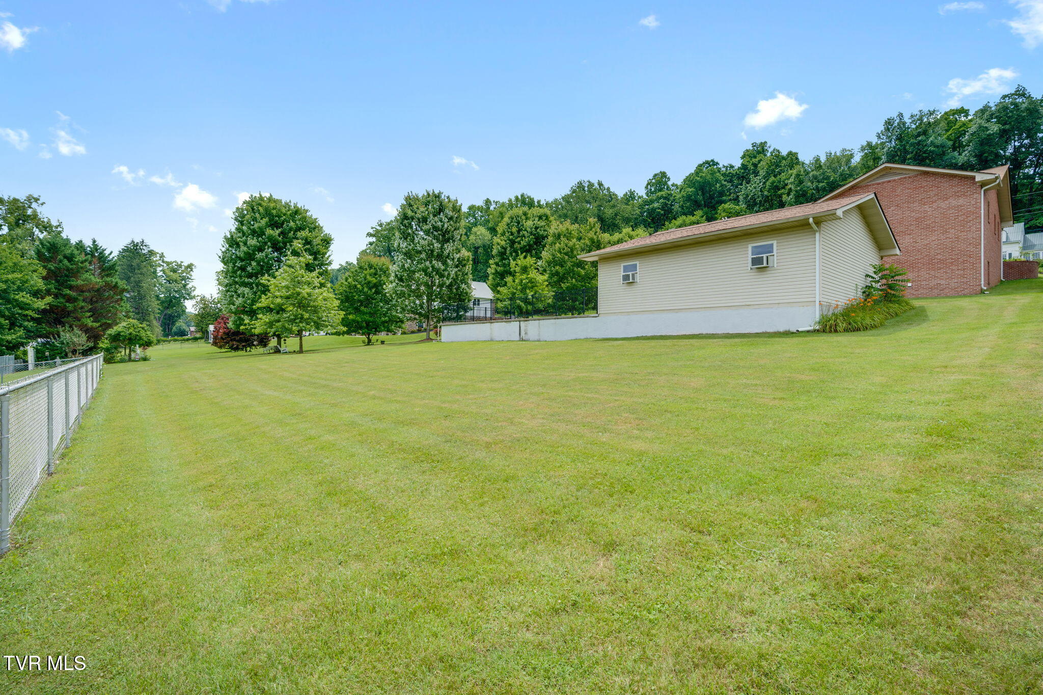 1763 Sylvan Hill Road Elizabethton, TN 37643 - Photo 50 of 55 050