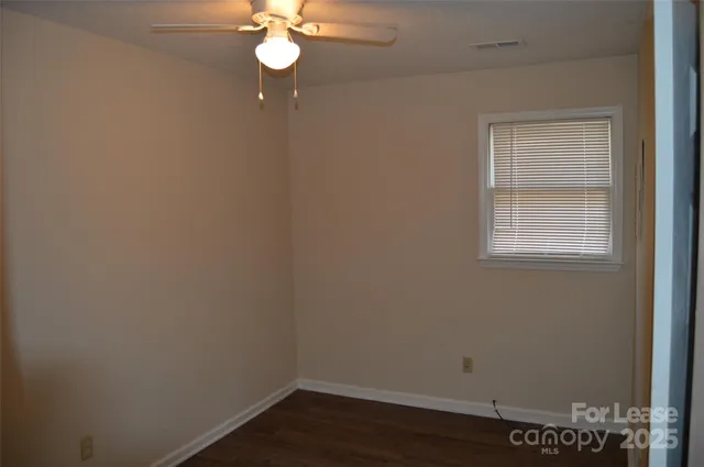 $950 | 309 Vance Street, Statesville, NC 28677