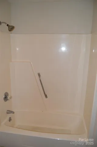 $950 | 309 Vance Street, Statesville, NC 28677