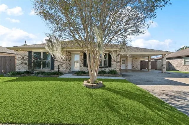$255,000 | 5201 Willowtree Road, Marrero, LA 70072
