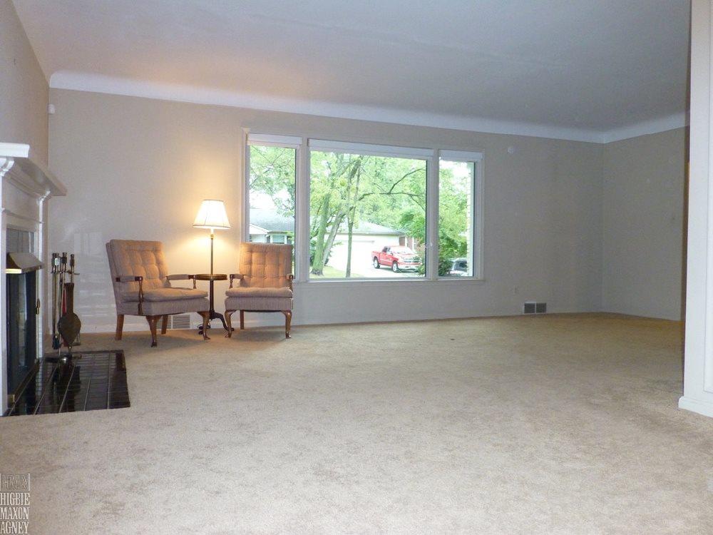 19789 Holiday Road Grosse Pointe Woods, MI 48236 - Photo 3 of 16