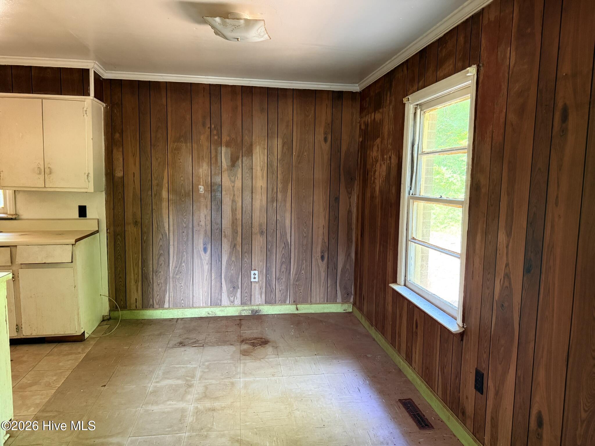609 Swamp Road Pantego, NC 27860 - Photo 5 of 16
