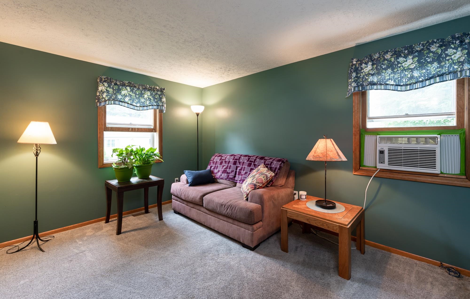 9 Syracuse Road Nashua, NH 03064 - Photo 12 of 33