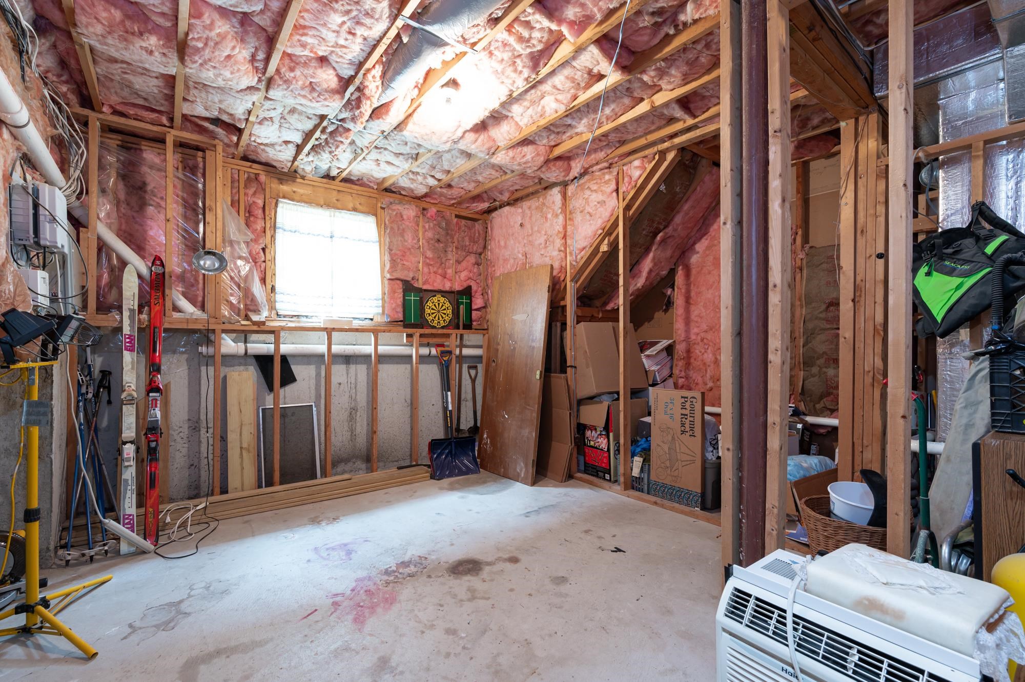 9 Syracuse Road Nashua, NH 03064 - Photo 22 of 33