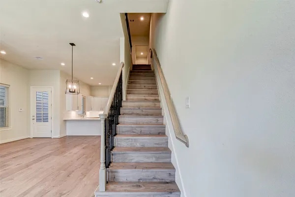 $2,850 | 1614 Northwood Street, Houston, TX 77009