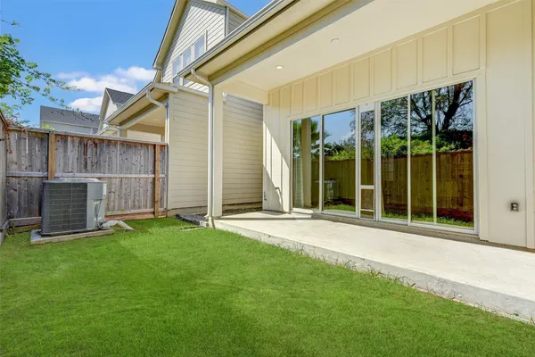 $2,850 | 1614 Northwood Street, Houston, TX 77009