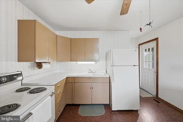 $225,000 | 814 West 15th Street, Front Royal, VA 22630