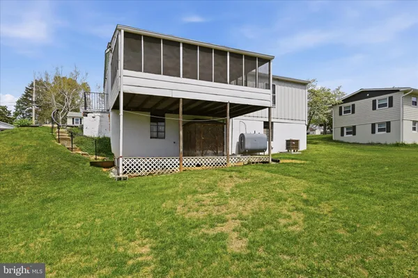 $225,000 | 814 West 15th Street, Front Royal, VA 22630