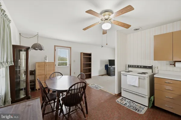 $225,000 | 814 West 15th Street, Front Royal, VA 22630