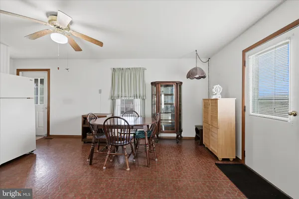 $225,000 | 814 West 15th Street, Front Royal, VA 22630