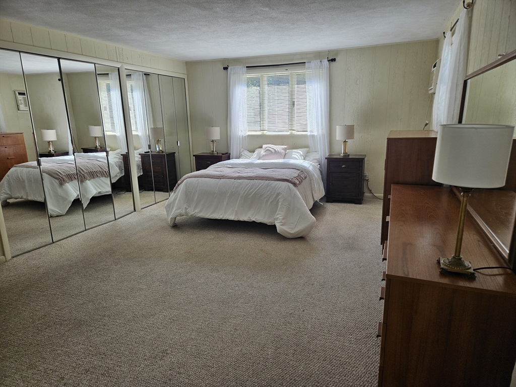 22 O'Callaghan Way Lynn, MA 01905 - Photo 10 of 18