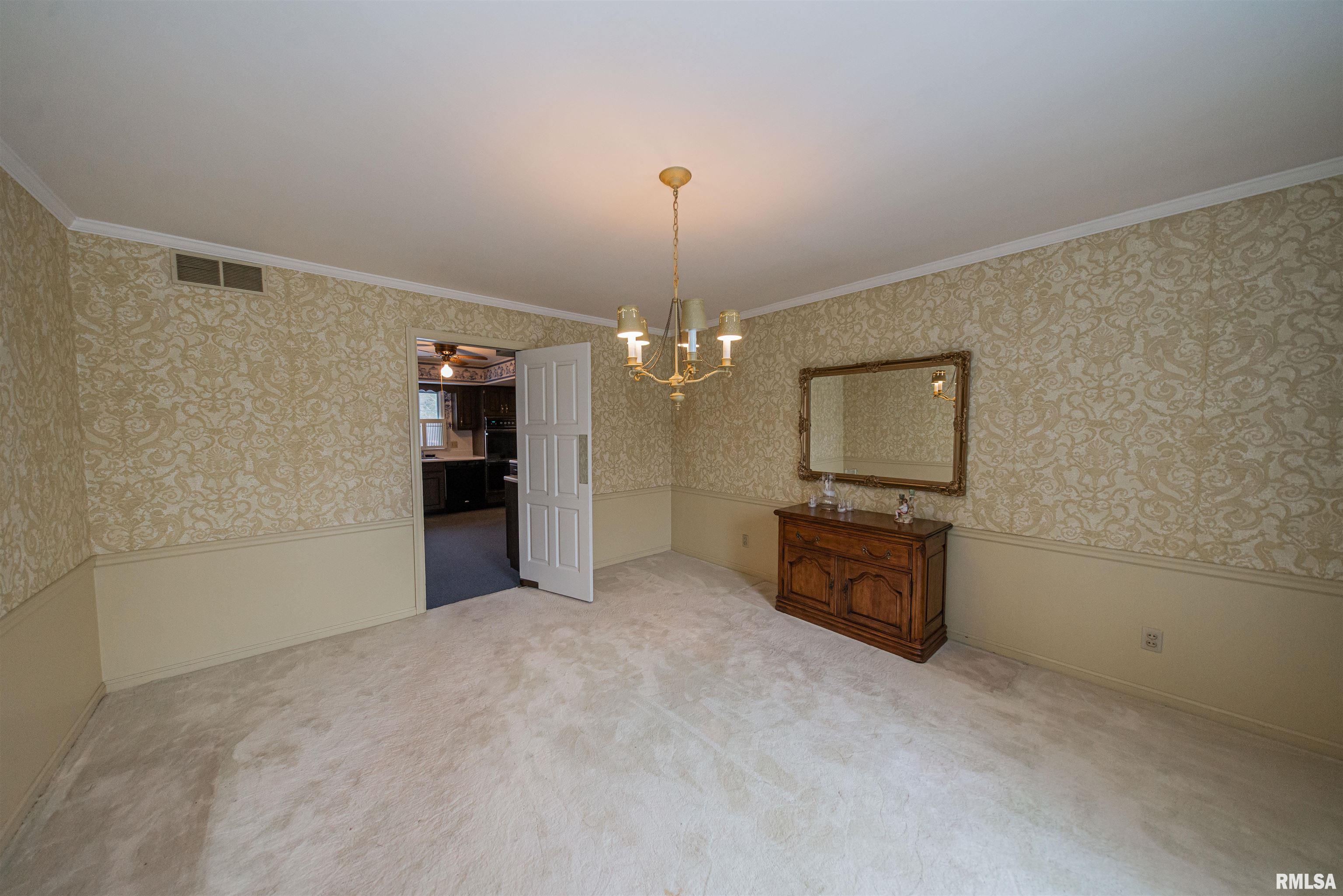 2315 Raleigh Road Eldorado, IL 62930 - Photo 9 of 39 Gallery Image 9
