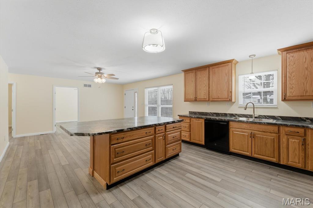 186 West 19th Street Alton, IL 62002 - Photo 12 of 30