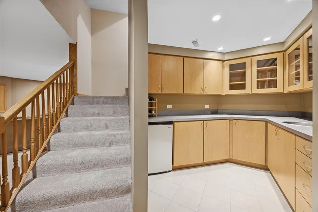 $469,000 | 8539 Thistlewood Court, Darien, IL 60561