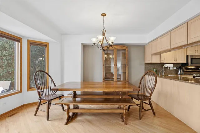 $469,000 | 8539 Thistlewood Court, Darien, IL 60561