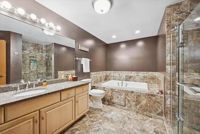 $469,000 | 8539 Thistlewood Court, Darien, IL 60561