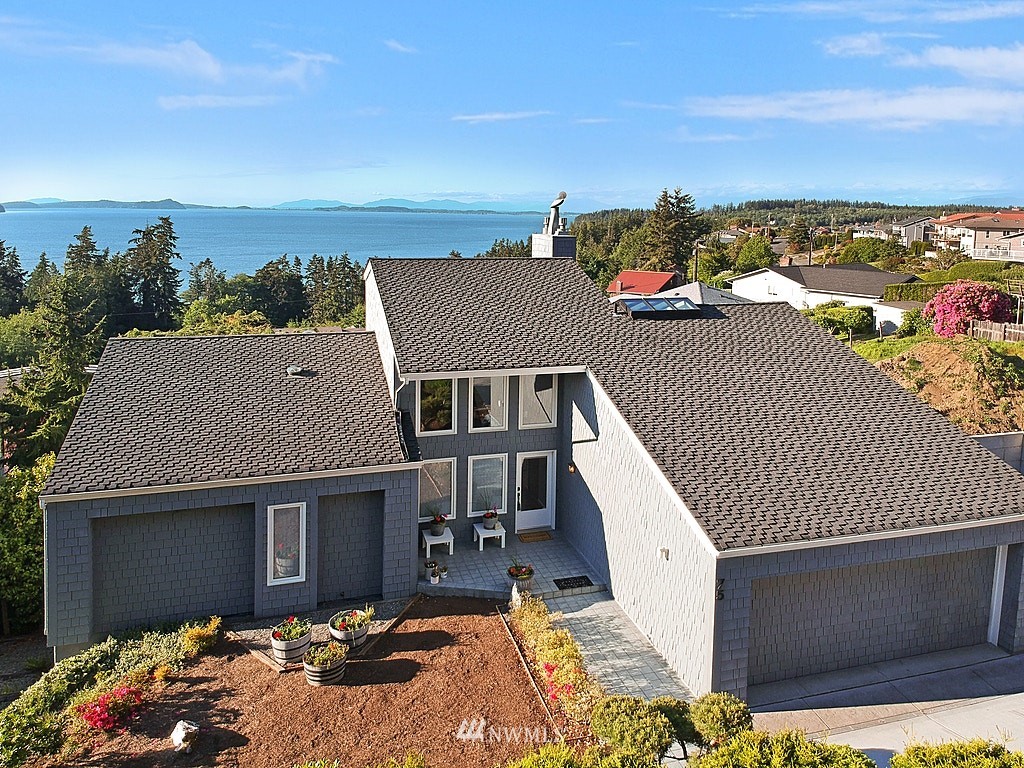 75 Chick Road Camano Island, WA 98282 - Photo 3 of 35 Gallery Image 3