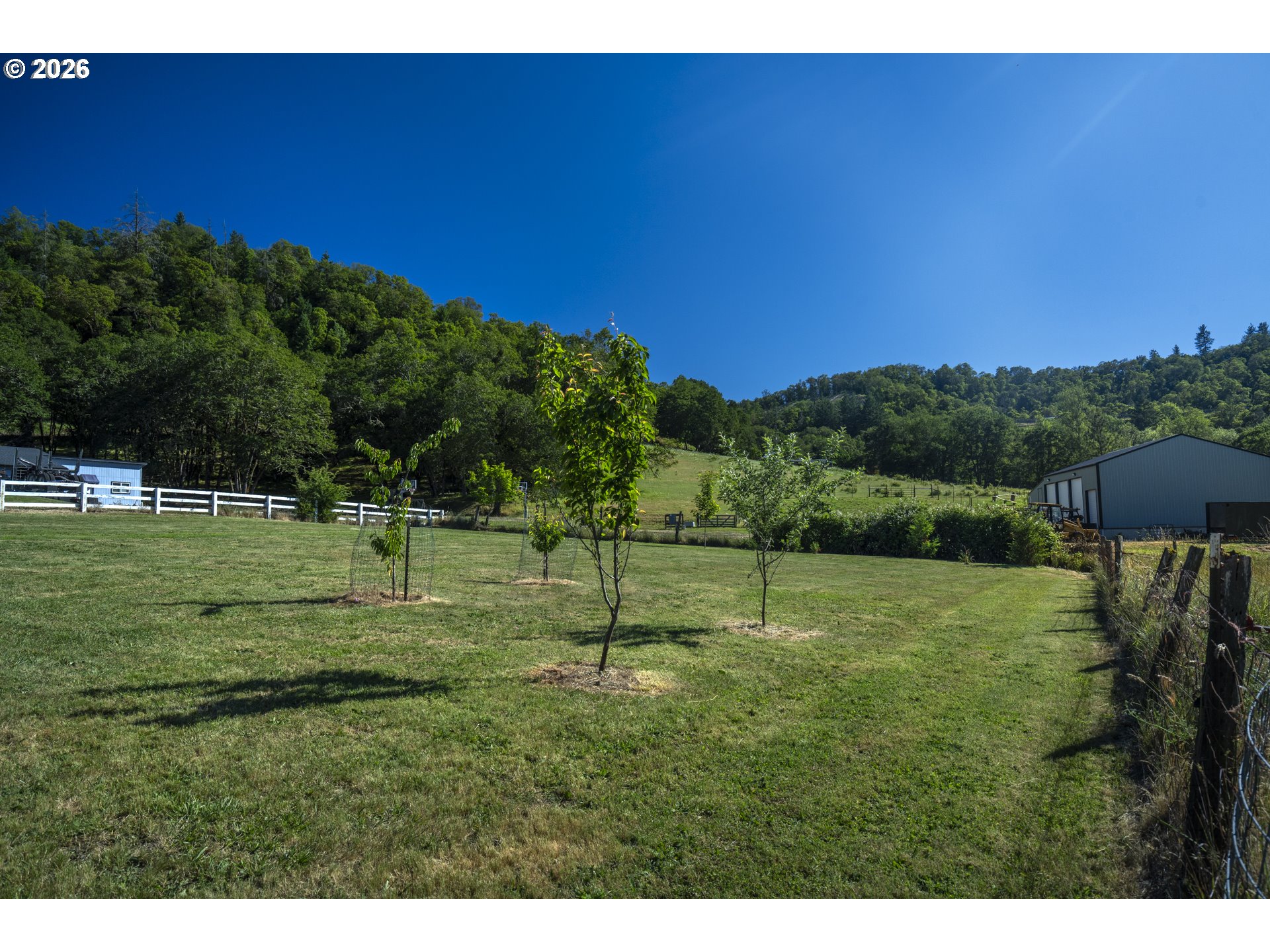 695 Glengary Loop Road Roseburg, OR 97470 - Photo 36 of 48