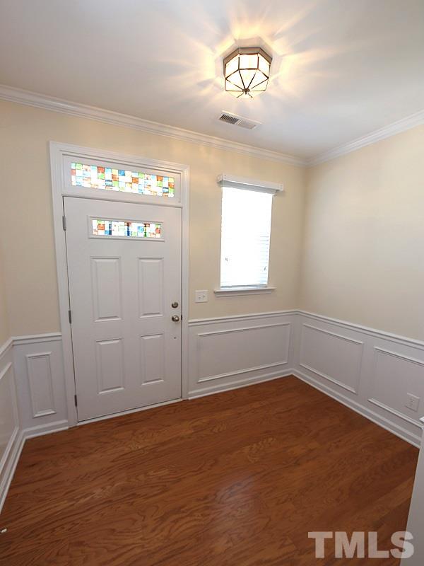 5910 Chivalry Court Raleigh, NC 27612 - Photo 3 of 25 Gallery Image 3